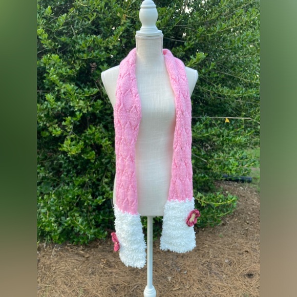 Lorelai Gilmore Lorelai Floral Scarf Completely handmade - Picture 4 of 12